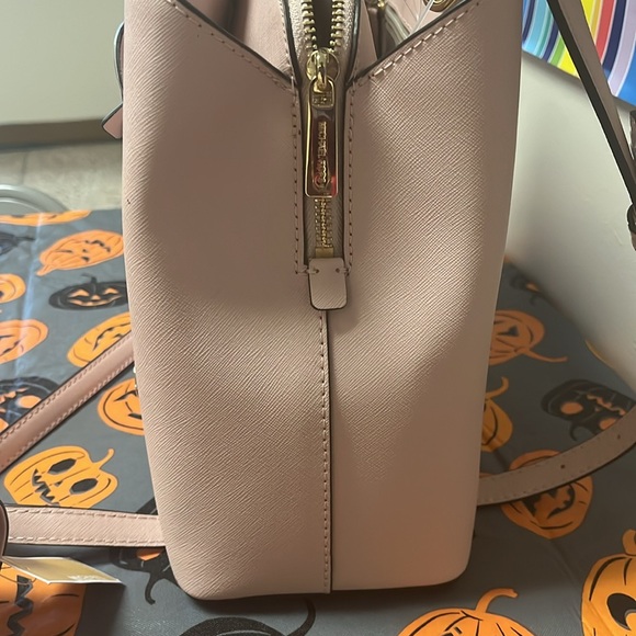 Michael Kors Bundle - Picture 8 of 16